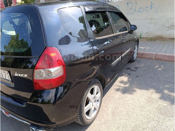 Sahibinden Honda Jazz 1.4 ES 2004 Model