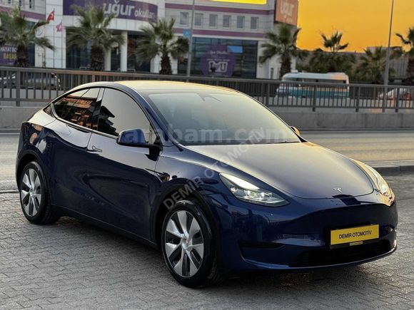 2024 TESLA MODEL Y // BOYASIZ // MAVİ // 56.000 KM