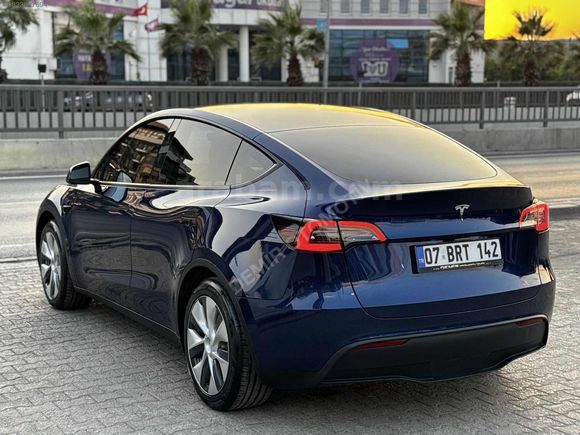 2024 TESLA MODEL Y // BOYASIZ // MAVİ // 56.000 KM