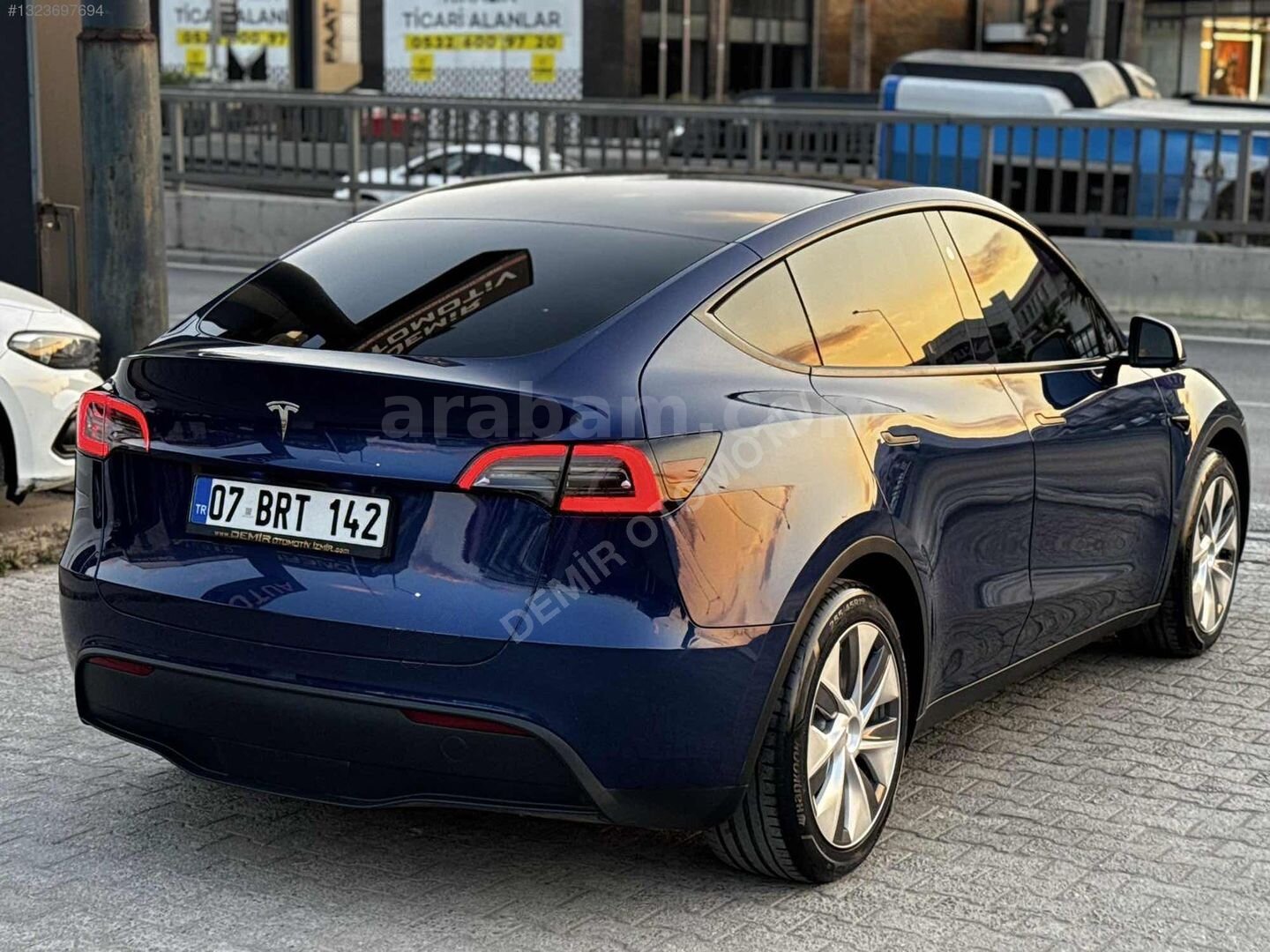 Galeriden Tesla Model Y RWD (Legacy) 2024 Model İzmir 59.500 km Mavi 5