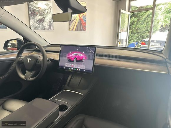 WEINGART AUTO - 2025 MODEL 23.000 KM MODEL Y