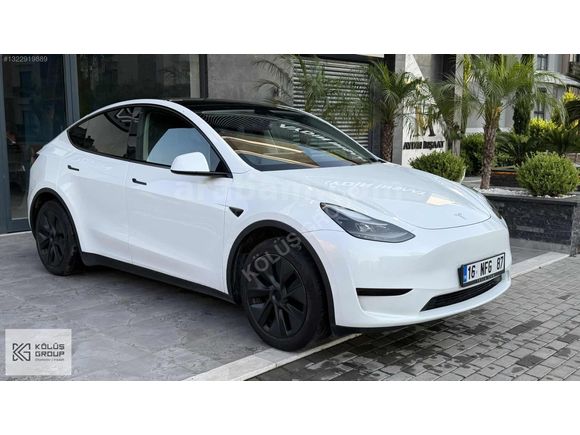 2024 Tesla Model Y Standart RWD Cam Tavan 32.000 KM Hatasız