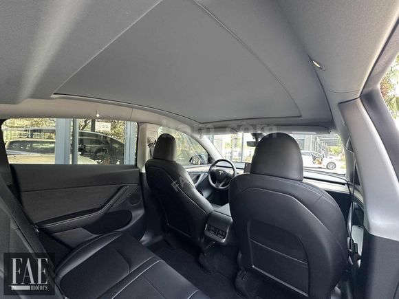 56.700 KM 2023 MODEL TESLA MODEL Y PERFORMANCE (TAVAN PERDELİ)