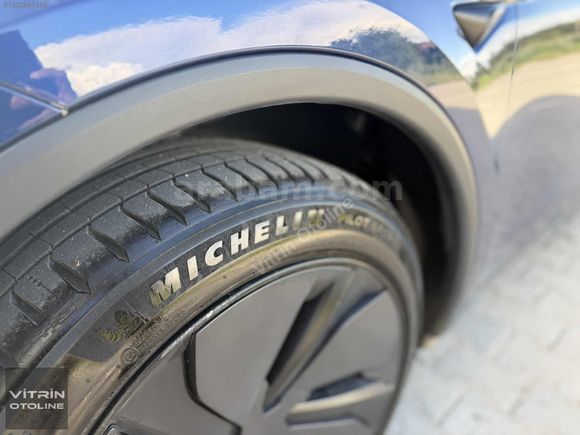 2025 TESLA Y JUNİPER PREMİUM HATASIZ BOYASIZ KOMPLE PPF EKSTRALI