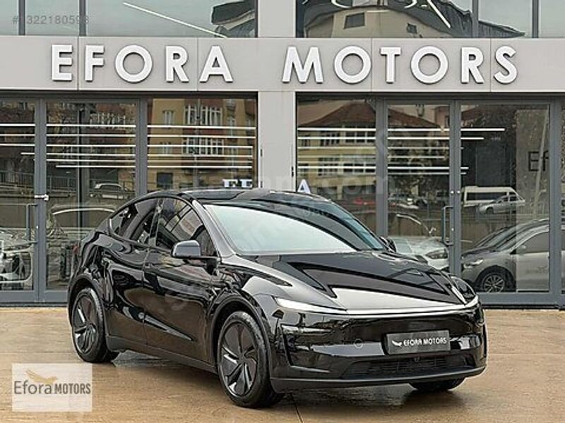 Galeriden Tesla Model Y Standart (Juniper) 2025 Model Kocaeli 29.000 km Siyah