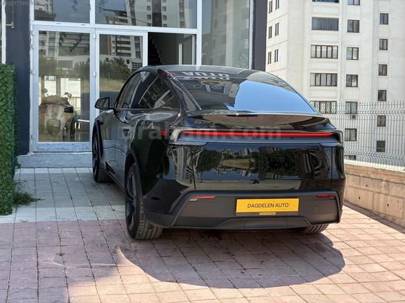 TESLA MODEL Y PREMIUM KOMPLE PPF+24.000KM+2025