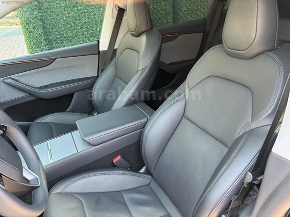 TESLA MODEL Y PREMIUM KOMPLE PPF+24.000KM+2025