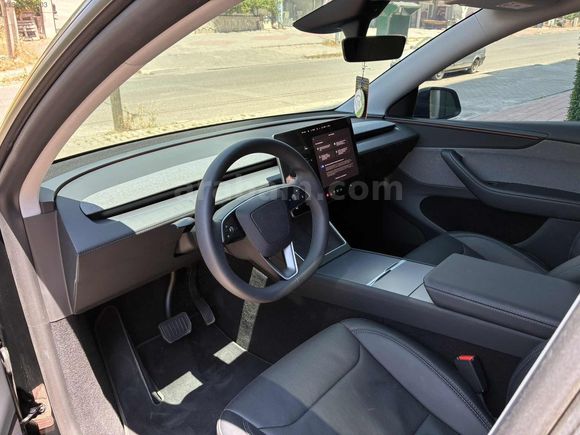 TESLA MODEL Y PREMIUM KOMPLE PPF+24.000KM+2025