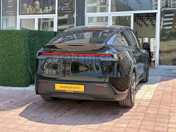 TESLA MODEL Y PREMIUM KOMPLE PPF+24.000KM+2025