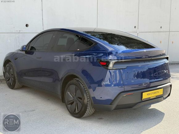 HATASIZ-16000KM-2025-T. JUNİPER MODEL Y SR PREMİUM DEEP BLUE