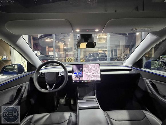 HATASIZ-16000KM-2025-T. JUNİPER MODEL Y SR PREMİUM DEEP BLUE