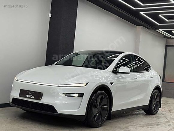 2025 TESLA RWD 6.001KM BEYAZ JUNİPER/CAM TAVAN/ARKA EKRAN/OTOPLT