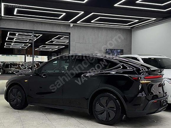 2025 TESLA RWD 7.800KM JUNİPER/CAM TAVAN/ARKA EKRAN/OTOPLOT/FULL