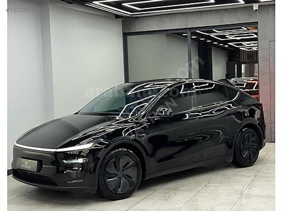 2025 TESLA RWD 7.800KM JUNİPER/CAM TAVAN/ARKA EKRAN/OTOPLOT/FULL