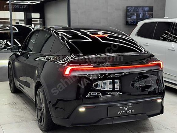 2025 TESLA RWD 7.800KM JUNİPER/CAM TAVAN/ARKA EKRAN/OTOPLOT/FULL