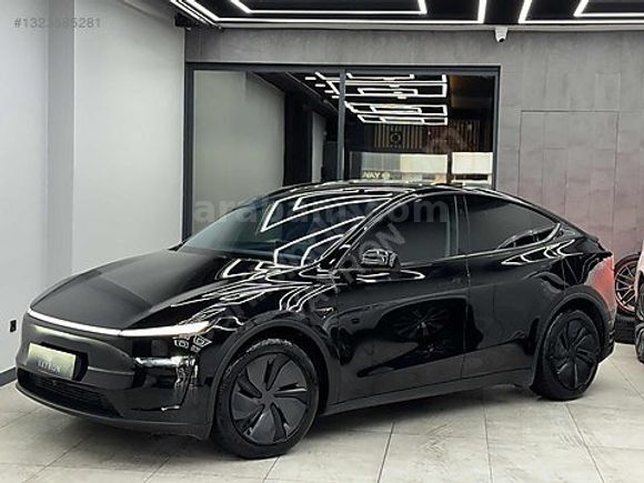 2025 TESLA RWD 7.800KM JUNİPER/CAM TAVAN/ARKA EKRAN/OTOPLOT/FULL
