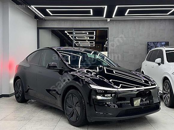 2025 TESLA RWD 7.800KM JUNİPER/CAM TAVAN/ARKA EKRAN/OTOPLOT/FULL