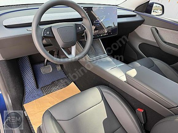 HATASIZ-6001KM-2025-T. JUNİPER MODEL Y SR PREMİUM DEEP BLUE
