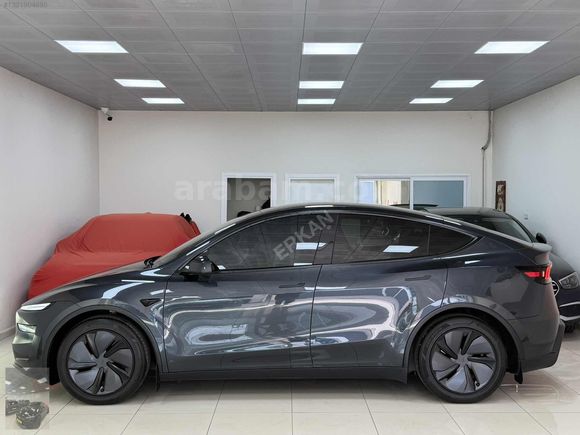 2025 JUNİPER PREMİUM CAM TAVAN ARKA EKRAN RWD OTOPİLOT EAP
