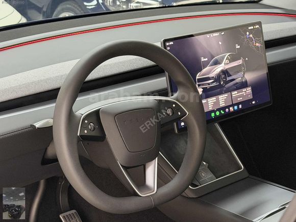 2025 JUNİPER PREMİUM CAM TAVAN ARKA EKRAN RWD OTOPİLOT EAP