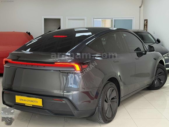 2025 JUNİPER PREMİUM CAM TAVAN ARKA EKRAN RWD OTOPİLOT EAP