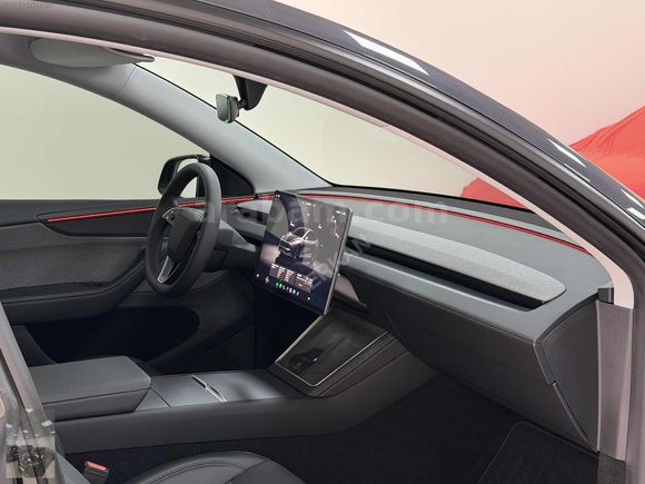 2025 JUNİPER PREMİUM CAM TAVAN ARKA EKRAN RWD OTOPİLOT EAP
