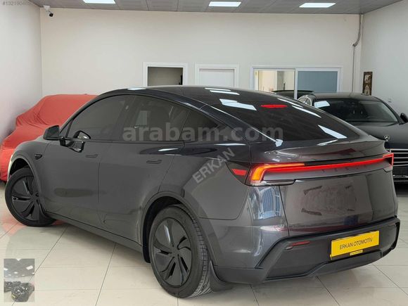 2025 JUNİPER PREMİUM CAM TAVAN ARKA EKRAN RWD OTOPİLOT EAP