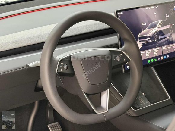 2025 JUNİPER PREMİUM CAM TAVAN ARKA EKRAN RWD OTOPİLOT EAP