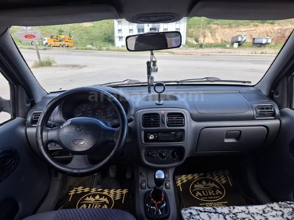 Sahibinden Renault Clio 1.4 RNA 2000 Model