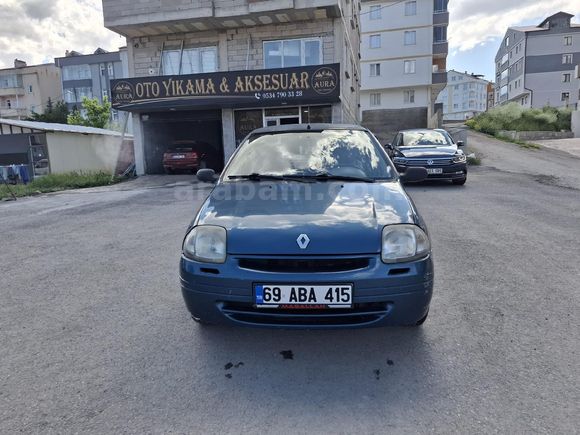 Sahibinden Renault Clio 1.4 RNA 2000 Model