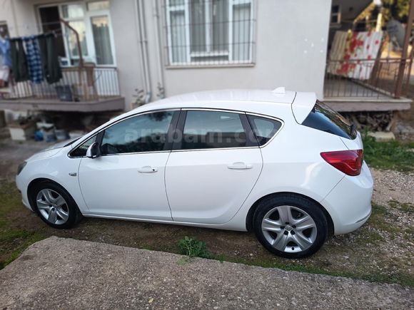 Sahibinden Opel Astra 1.6 Edition 2015 Model