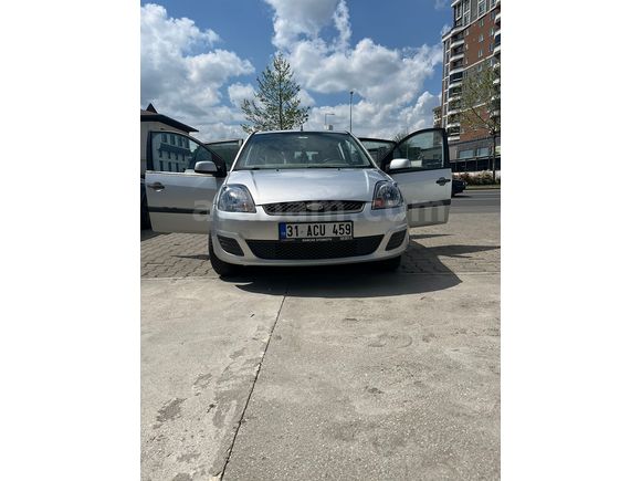Sahibinden Temiz 2007 Model Ford Fiesta 