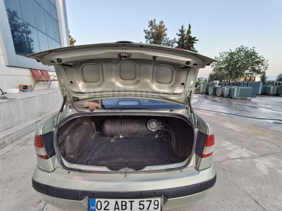 Sahibinden Renault Megane 1.6 RTE 2001 Model