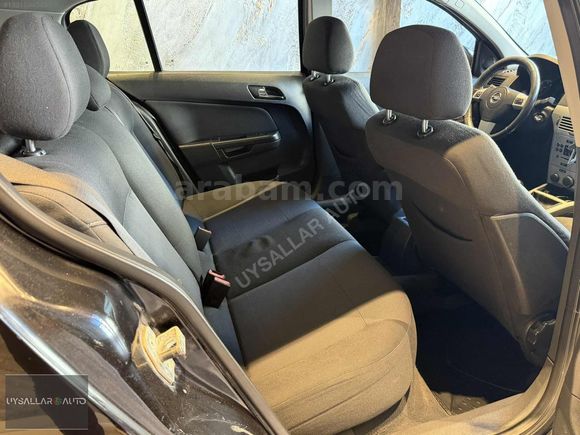 2011 MODEL DİZEL OPEL ASTRA HB