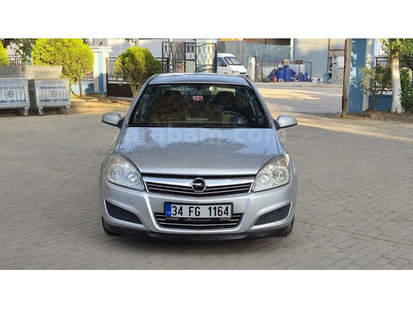 2008 Opel Astra Sedan 1.3 CDTI Bakımlı, Temiz, Masrafsız