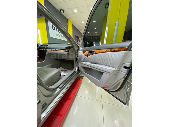 Sahibinden Mercedes - Benz E 200 Kompressor Elegance 2005 Model  200.000 km Gri