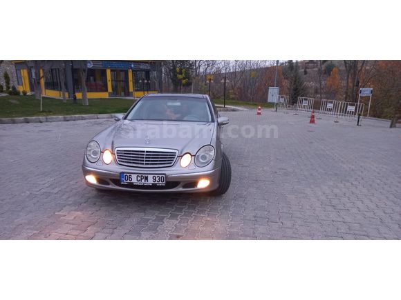 Sahibinden Mercedes - Benz E 200 Kompressor Elegance 2005 Model  200.000 km Gri