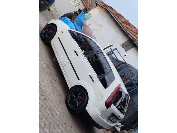 Sahibinden Ford Fiesta 1.4 TDCi Comfort 2004 Model