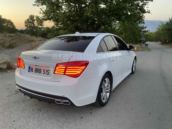 Sahibinden Chevrolet Cruze 1.6 Sport Plus 2012 Model  202.000 km Beyaz