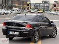 ADIBELLİ OTOMOTİVDEN 2011 MODEL DEĞİŞENSİZ ASTRA