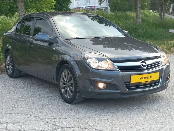 2011 MODEL OPEL ASTRA ENJOY 111 YIL