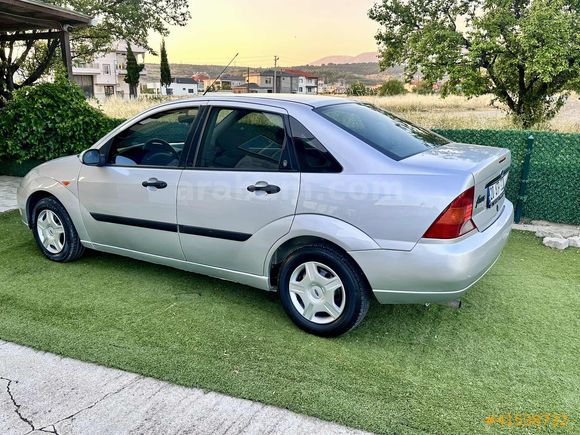 2000 Model Temiz Bakımlı Ford Focus 1.6!!!