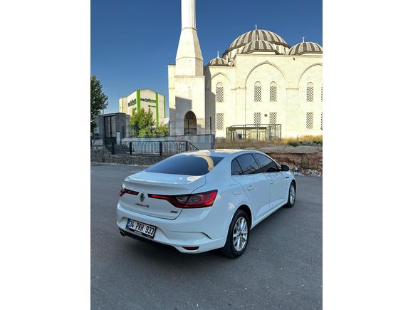 Sahibinden Renault Megane 1.5 dCi Touch 2017 Model
