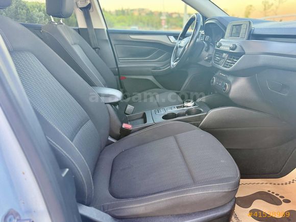 2020 MODEL// 1.5 TDCI OTOMATİK// 140 km// FORD FOCUS
