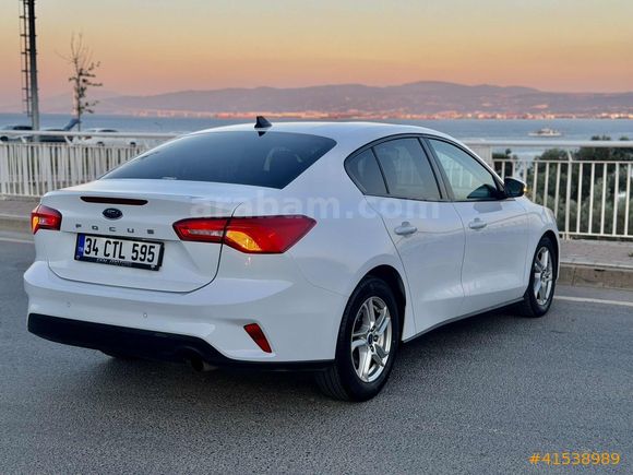 2020 MODEL// 1.5 TDCI OTOMATİK// 140 km// FORD FOCUS
