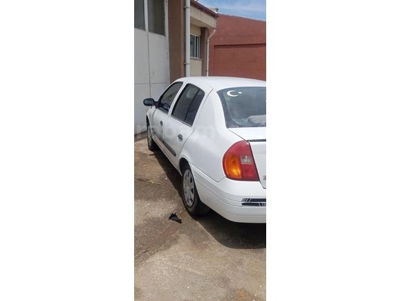 Sahibinden Renault Clio 1.4 2000 Model