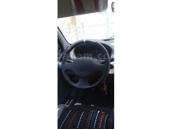 Sahibinden Renault Clio 1.4 2000 Model