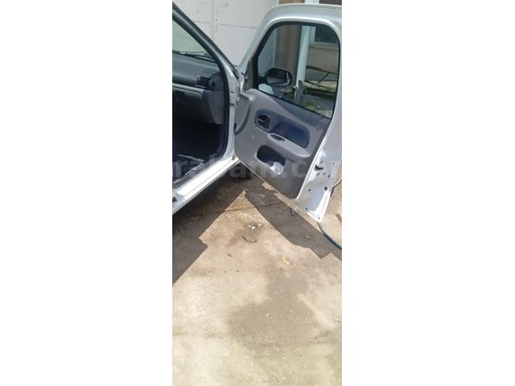 Sahibinden Renault Clio 1.4 2000 Model