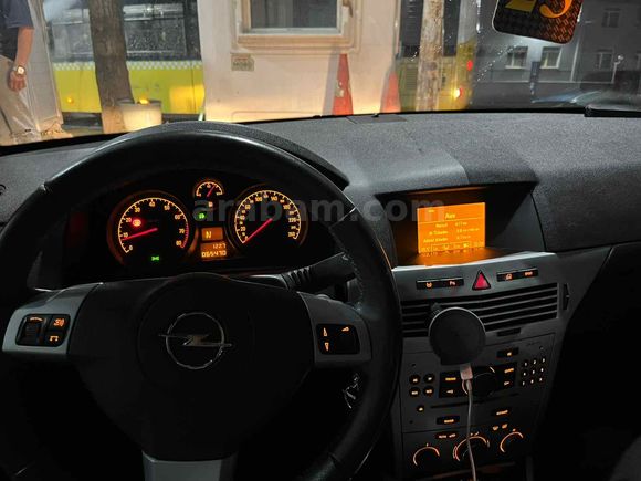 Sahibinden Opel Astra 1.6 Essentia 2011 Model 