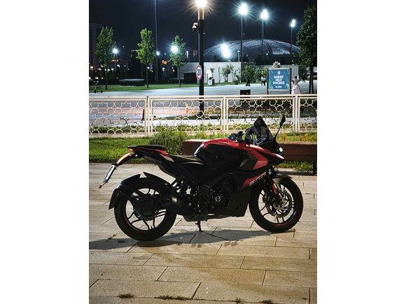 İlk Sahibinden Bakımlı Bajaj Pulsar 200 RS 